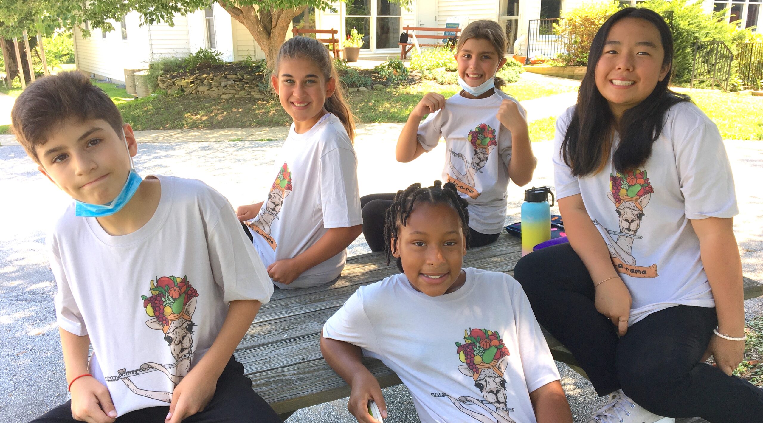 Flute camp students in grades 5-8 enjoy hanging out for a picnic lunch